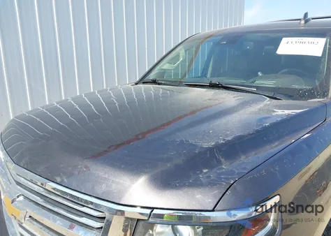 2016 Chevrolet Suburban Ltz z USA, uszkodzony, nr VIN 1GNSCJKC3GR438408